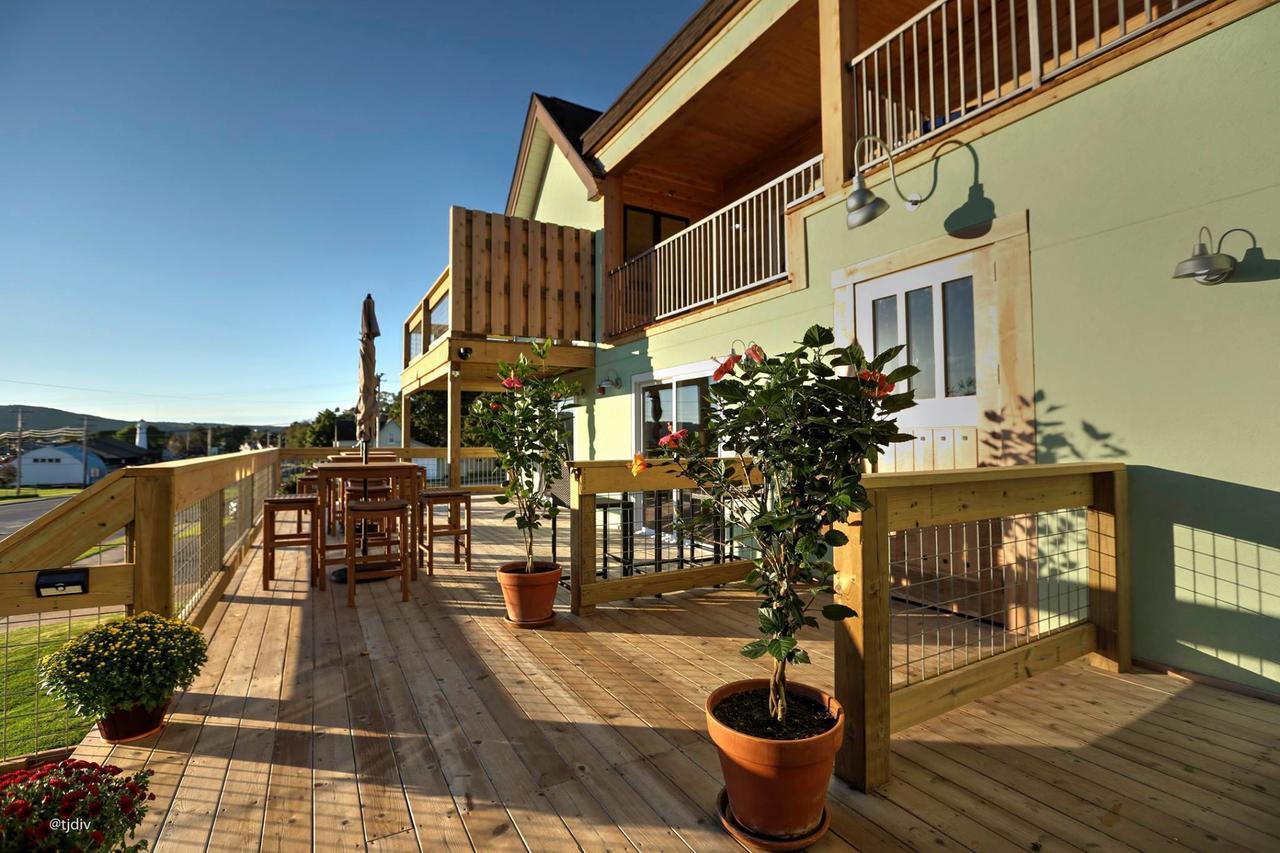 Roam 5* Munising